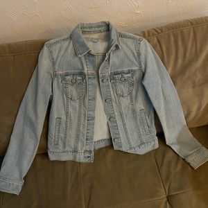 Light wash jean jacket